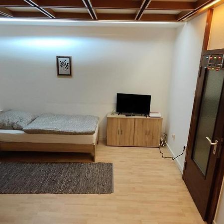 Ferienwohnung-Monteurwohnung Berta, 3 Personen In Kleve, Zentrale Lage Kleve  Dış mekan fotoğraf