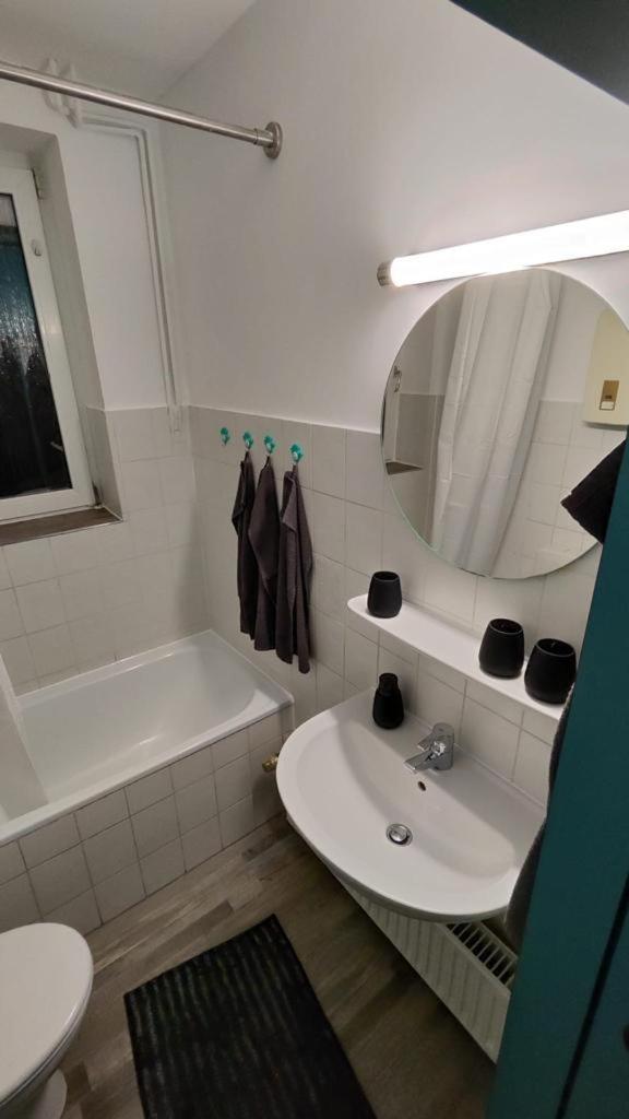 Ferienwohnung-Monteurwohnung Berta, 3 Personen In Kleve, Zentrale Lage Kleve  Dış mekan fotoğraf